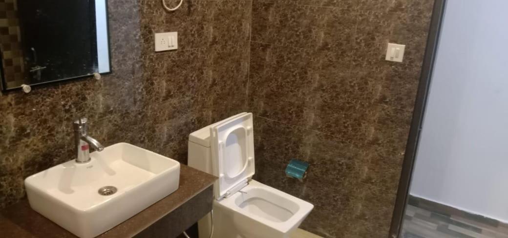 Hotel Stay Well Banikhet Εξωτερικό φωτογραφία