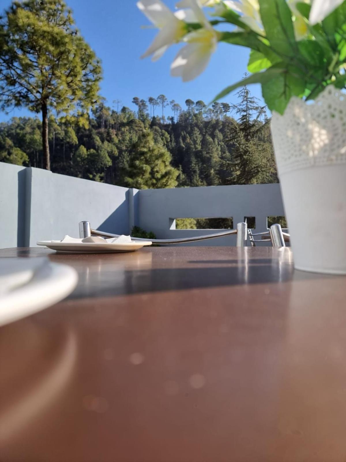 Hotel Stay Well Banikhet Εξωτερικό φωτογραφία